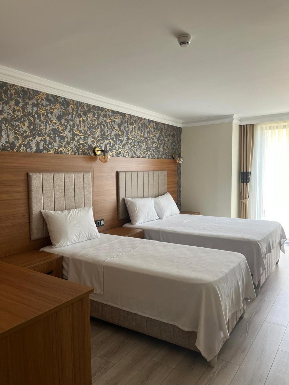 Golden Lux Hotel Antalya Exteriör bild