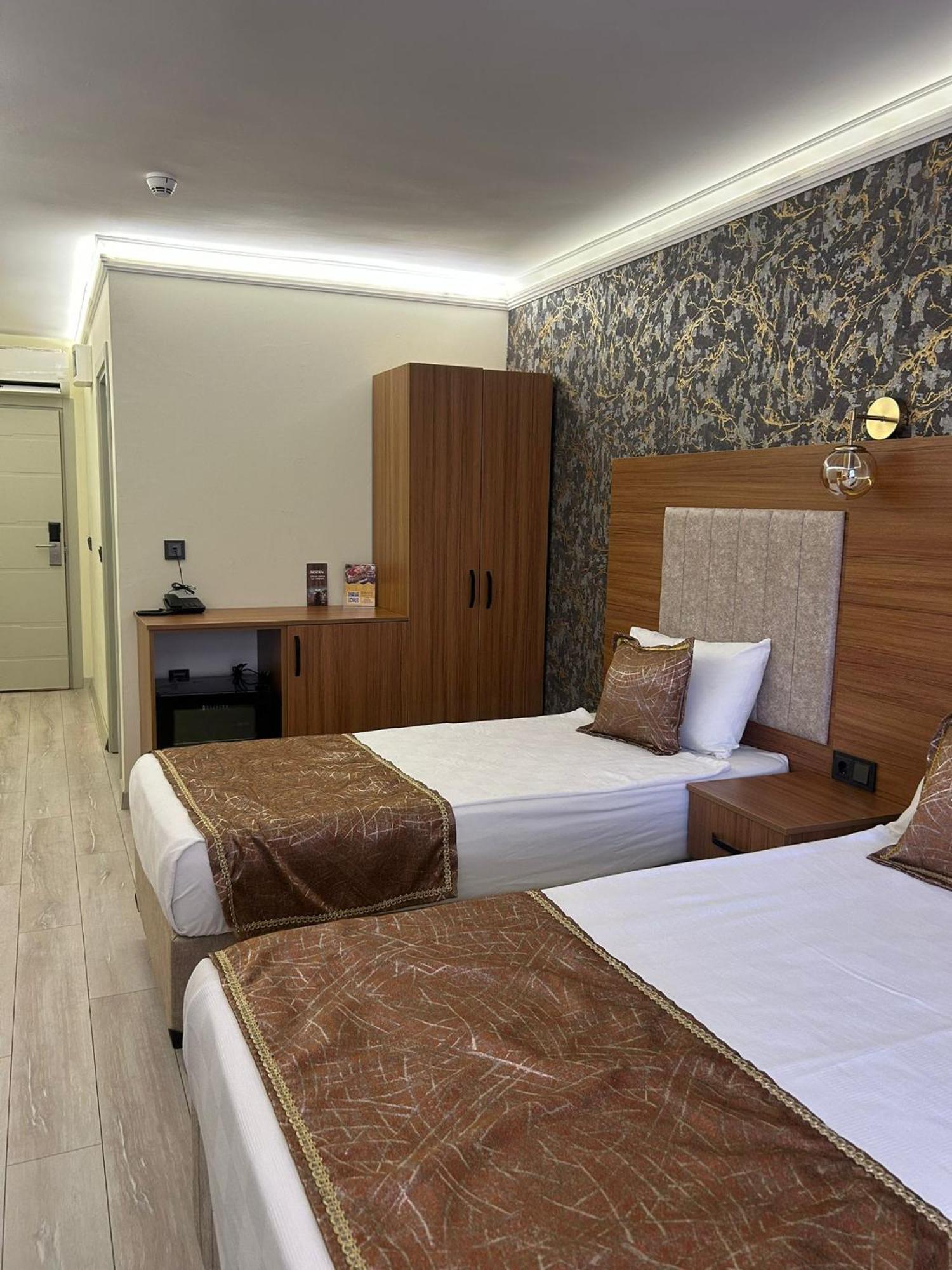 Golden Lux Hotel Antalya Exteriör bild